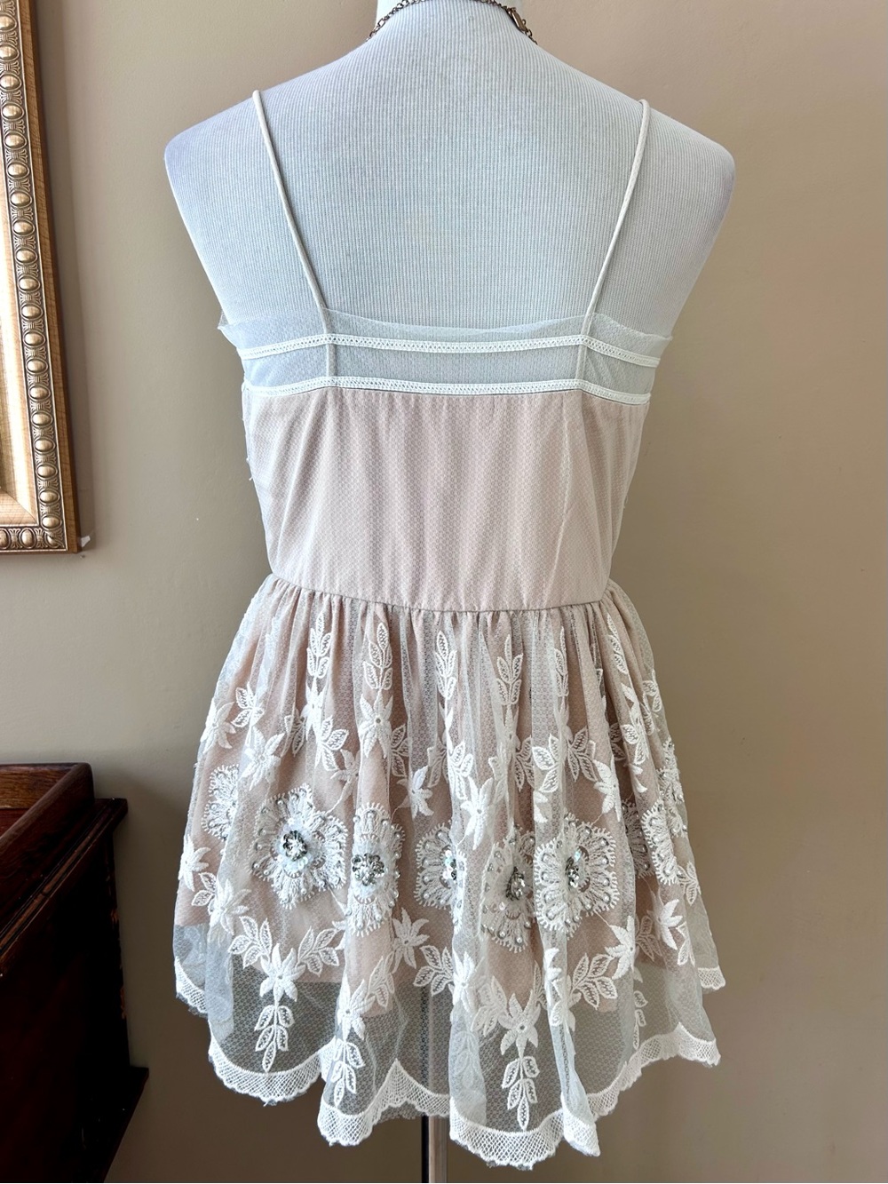 Anthropologie LetMeBe Seaquin Pearl Beaded Going Out Babydoll Top S NWOT - Picture 7 of 14